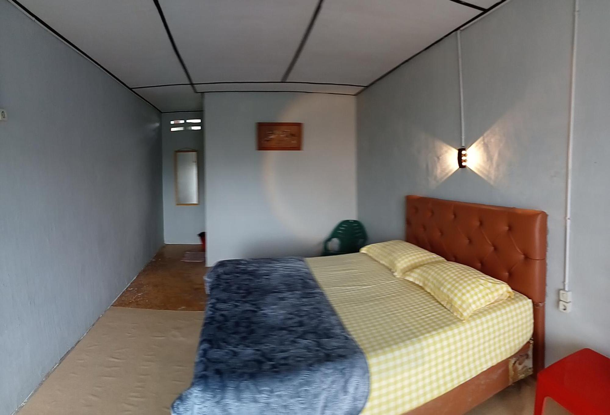 Bungalow Karo Hill Berastagi Room photo
